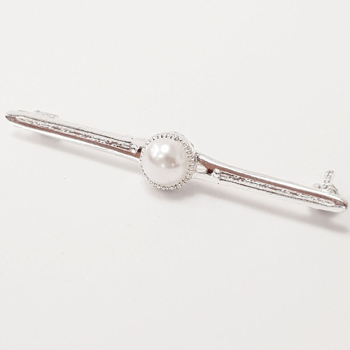 Single deals pearl pin